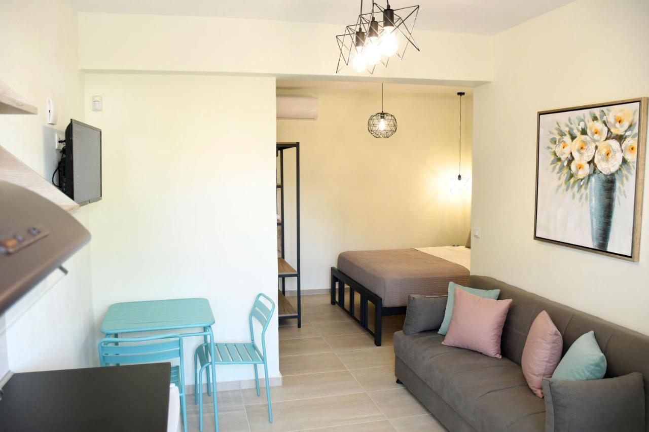 Theano Luxury Suites Nikiti Exterior foto