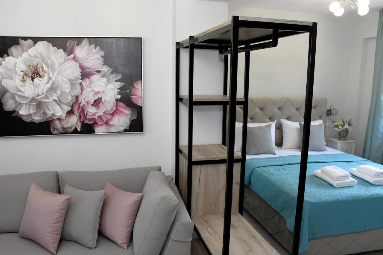 Theano Luxury Suites Nikiti Exterior foto